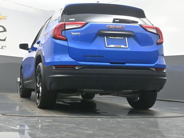 Used 2024 GMC Terrain SLE w/ Driver Convenience Package image 52