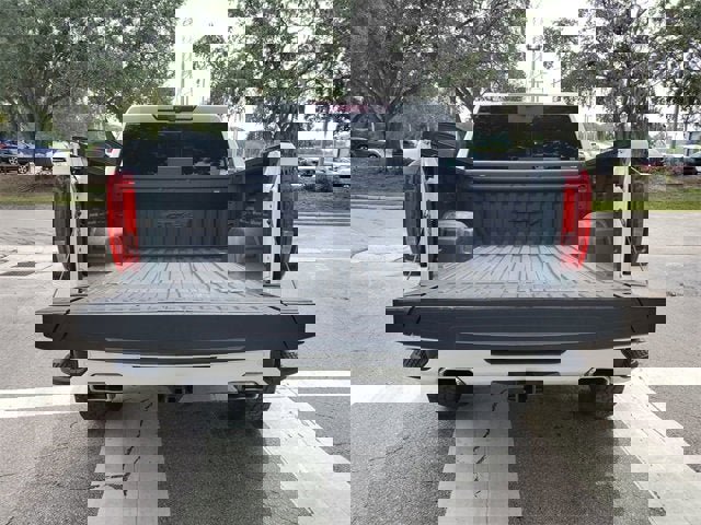 Used 2024 GMC Sierra 1500 AT4 w/ Technology Package image 27