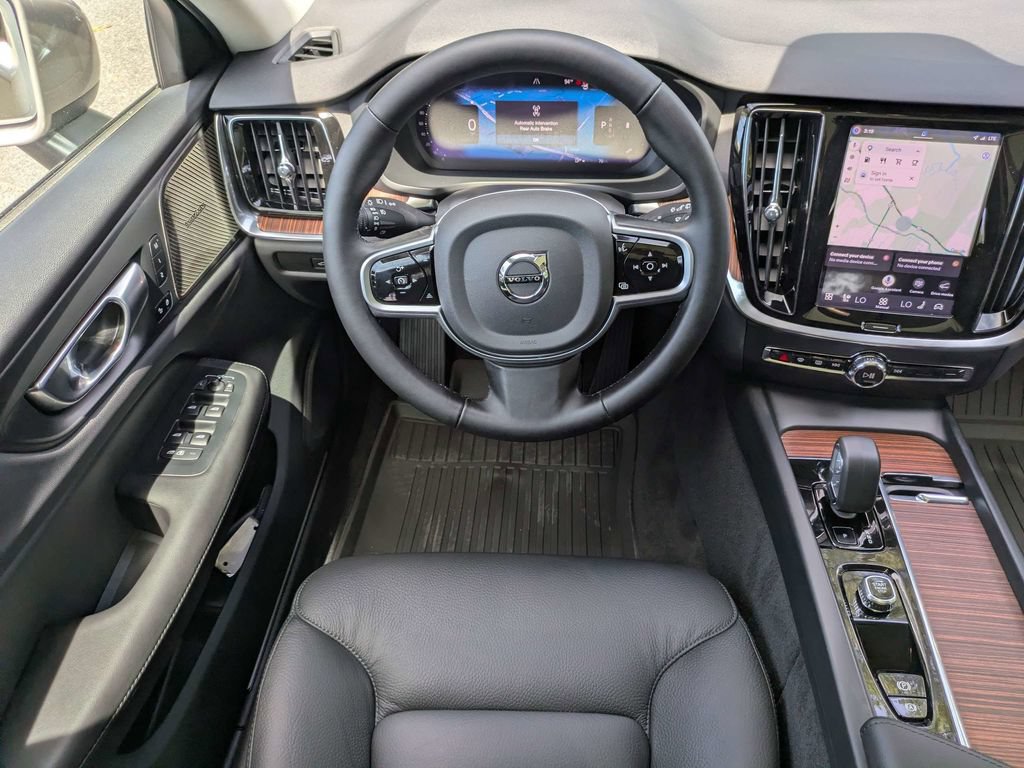 New 2026 Volvo V60 B5 Cross Country Plus w/ Protection Package Premier AWD/4WD image 16