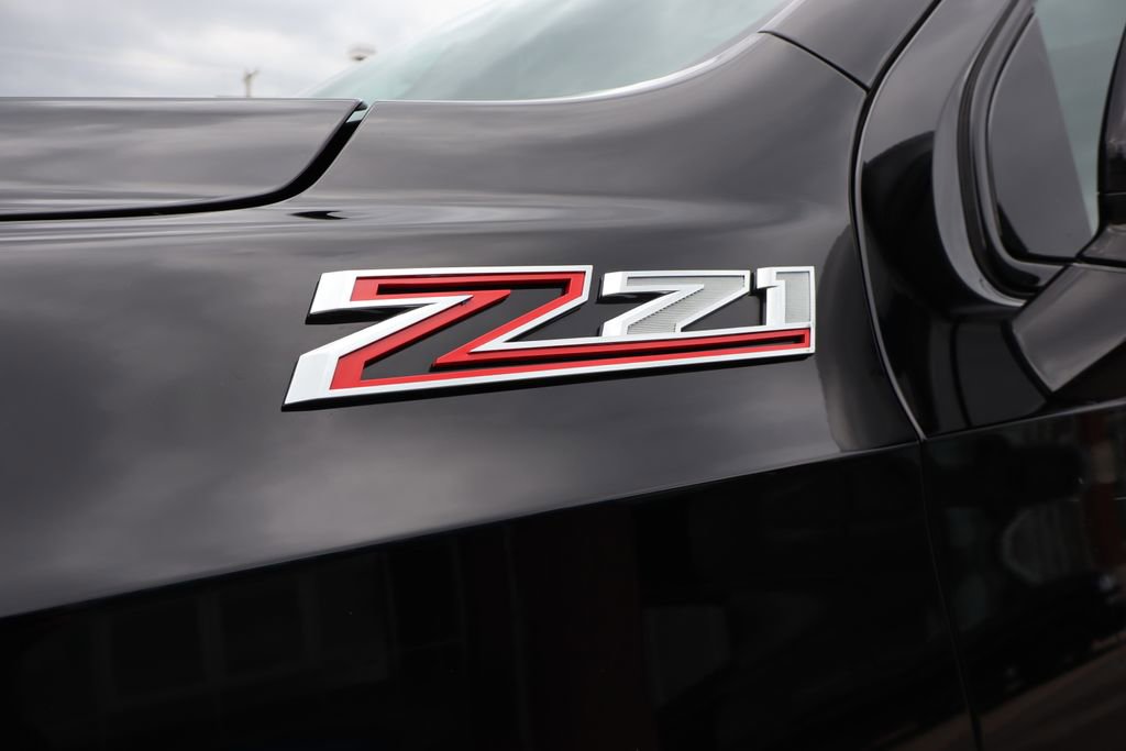 Used 2022 Chevrolet Tahoe Z71 w/ Luxury Package image 11