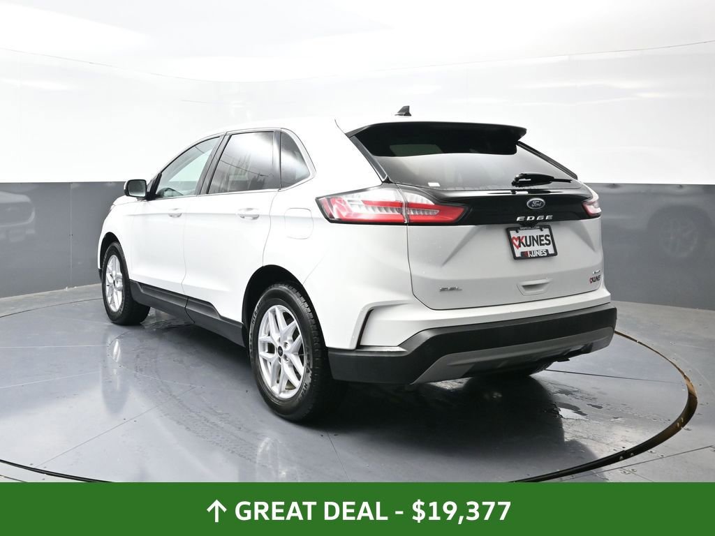 Used 2023 Ford Edge SEL image 12