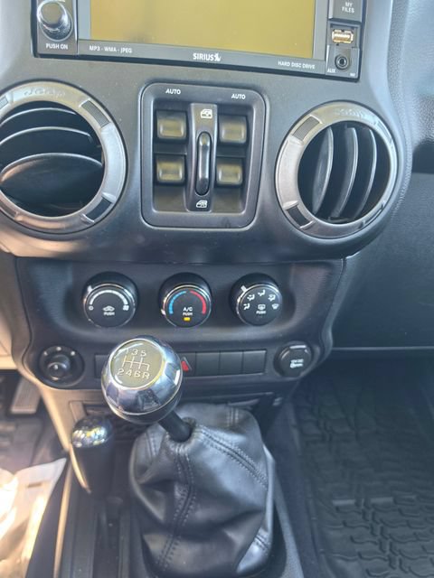 Used 2016 Jeep Wrangler Unlimited Sport w/ Quick Order Package 23S AWD/4WD image 24