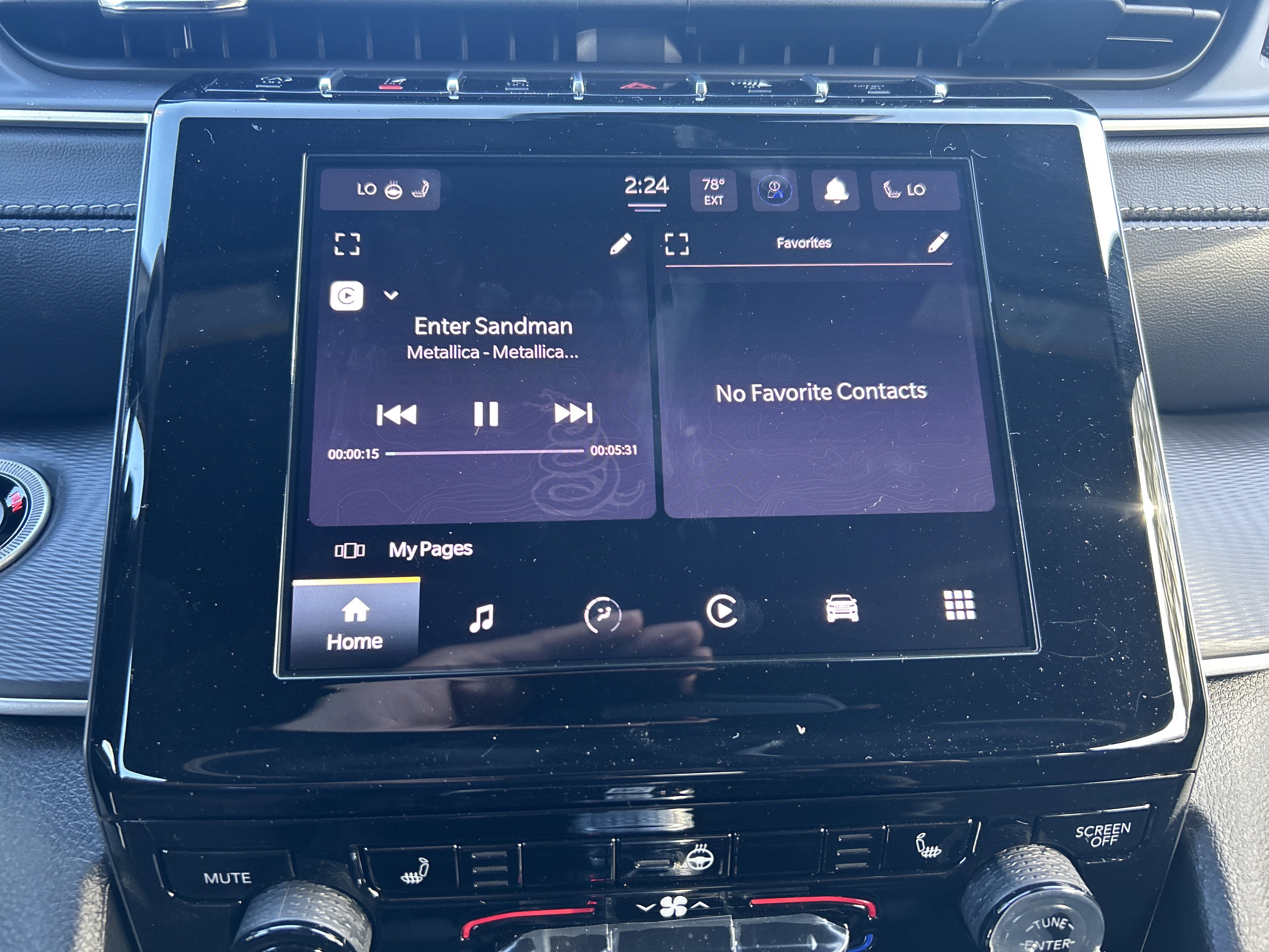 New 2025 Jeep Grand Cherokee Altitude image 26