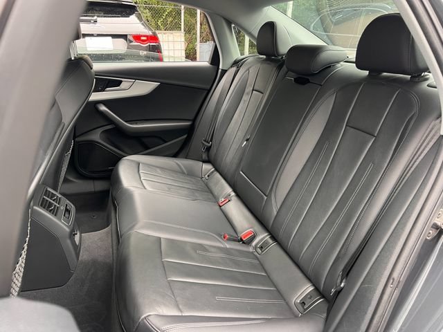 Used 2018 Audi A4 2.0T Ultra Premium Plus w/ Premium Plus Package FWD image 19