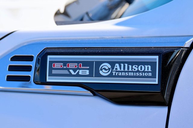 New 2026 GMC Sierra 3500 SLT w/ SLT Convenience Package image 6