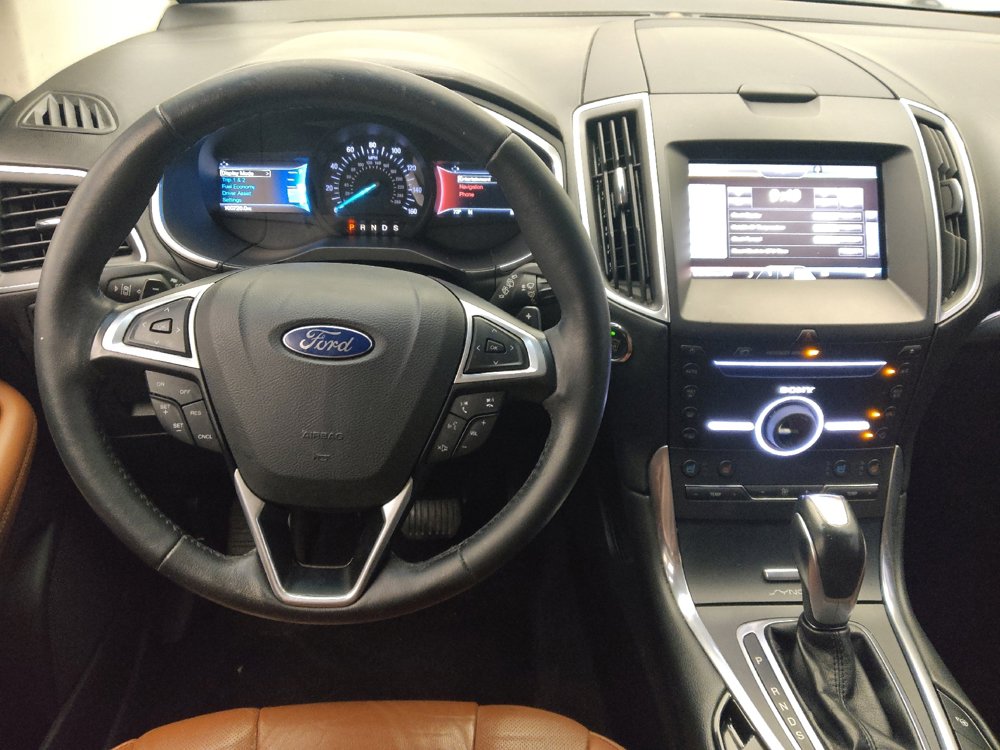 Used 2015 Ford Edge Titanium w/ Equipment Group 302A AWD/4WD image 22