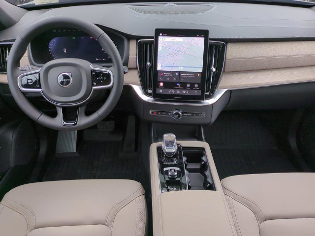New 2026 Volvo XC90 B6 Plus w/ Protection Package Premier AWD/4WD image 13