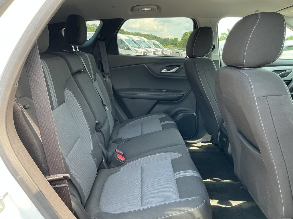 Used 2024 Chevrolet Blazer LT w/ Convenience Package FWD image 18