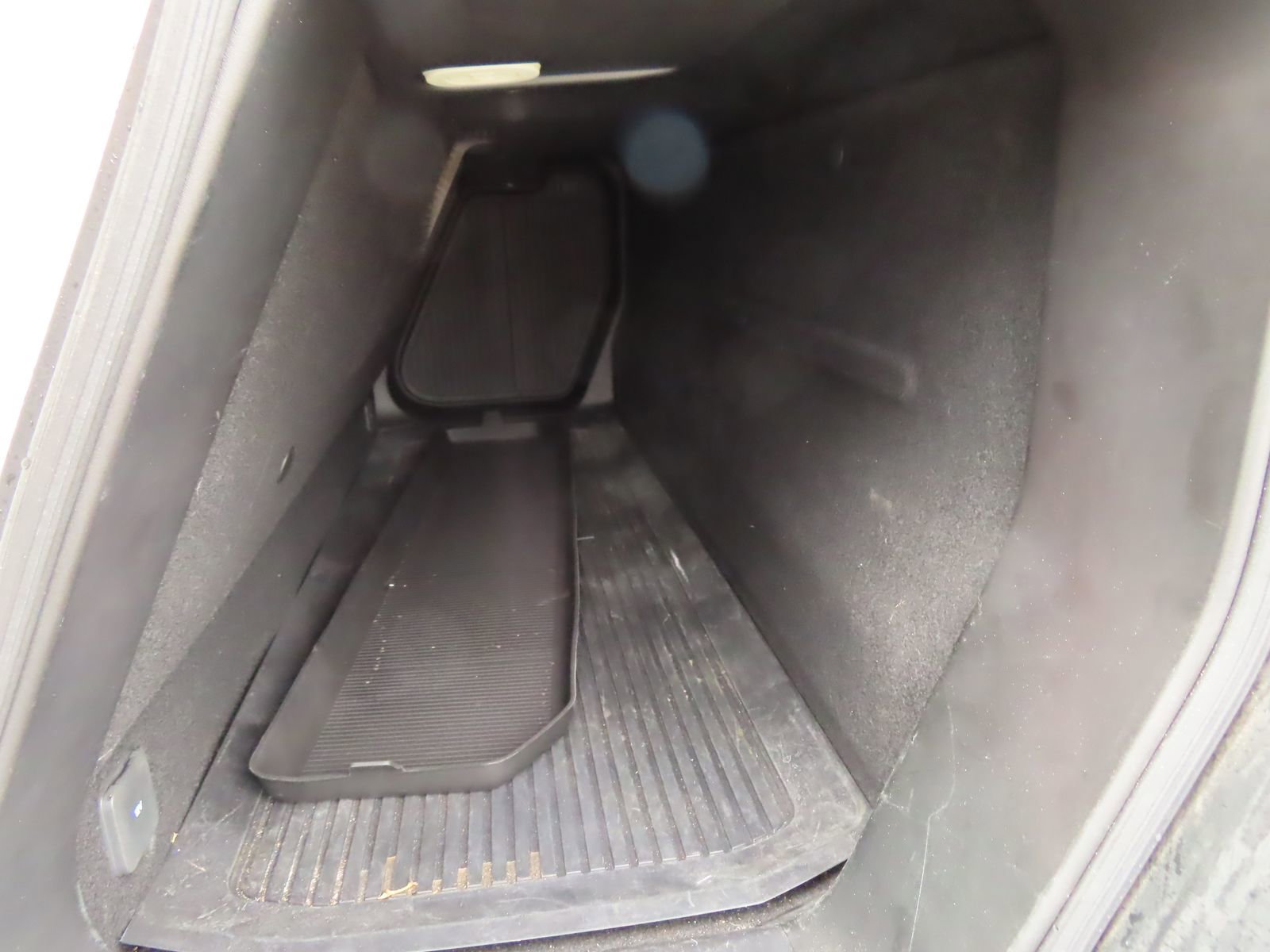 Used 2025 Rivian R1T Adventure AWD/4WD image 12
