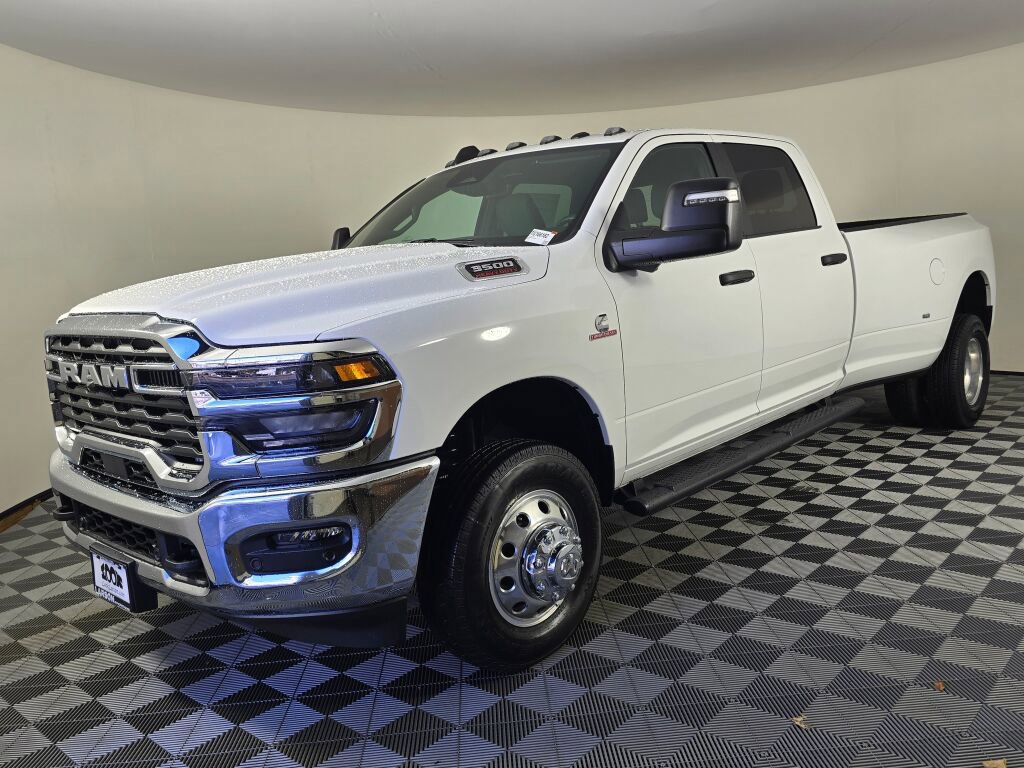 New 2026 RAM 3500 Tradesman image 8