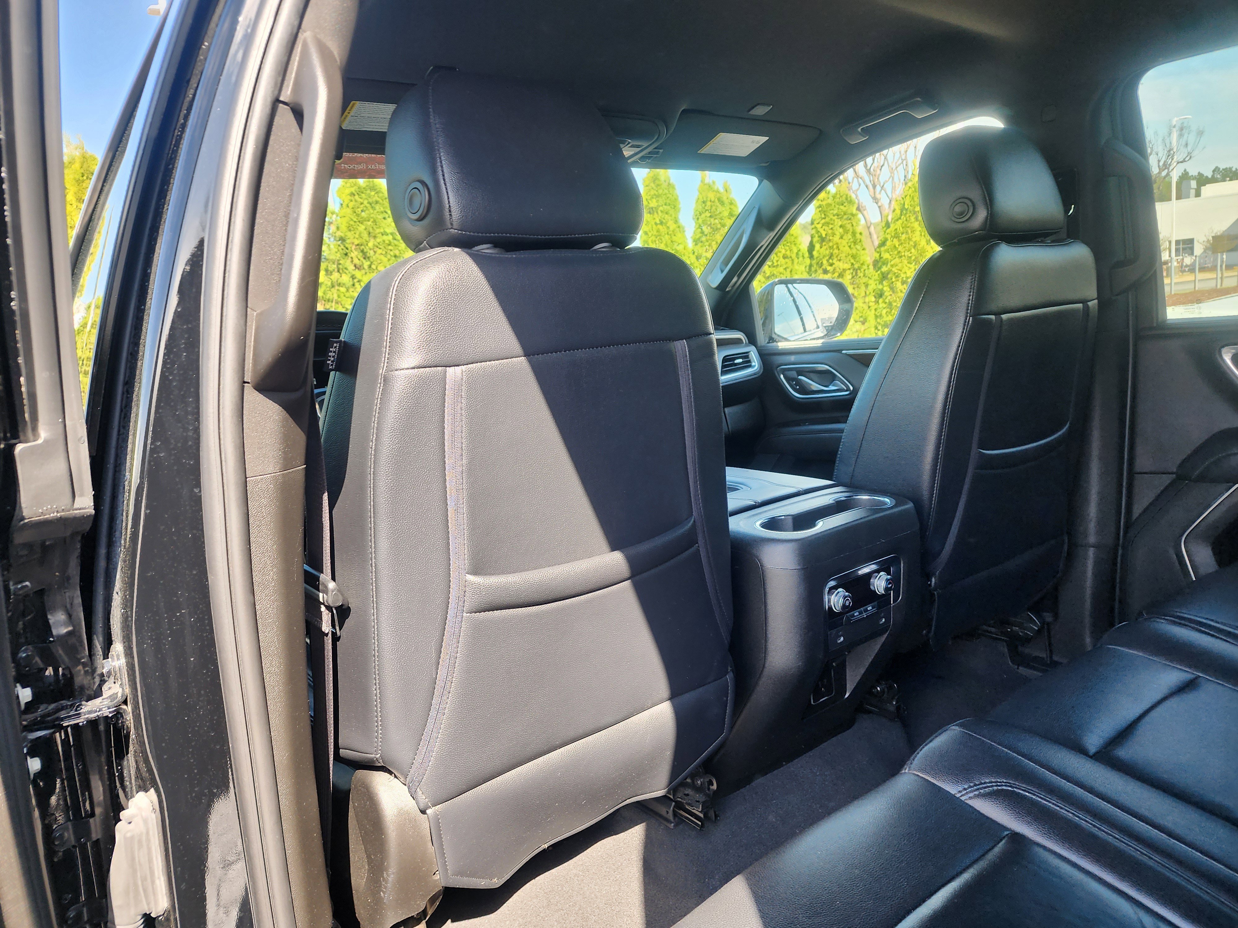 Used 2022 GMC Yukon XL SLE image 15