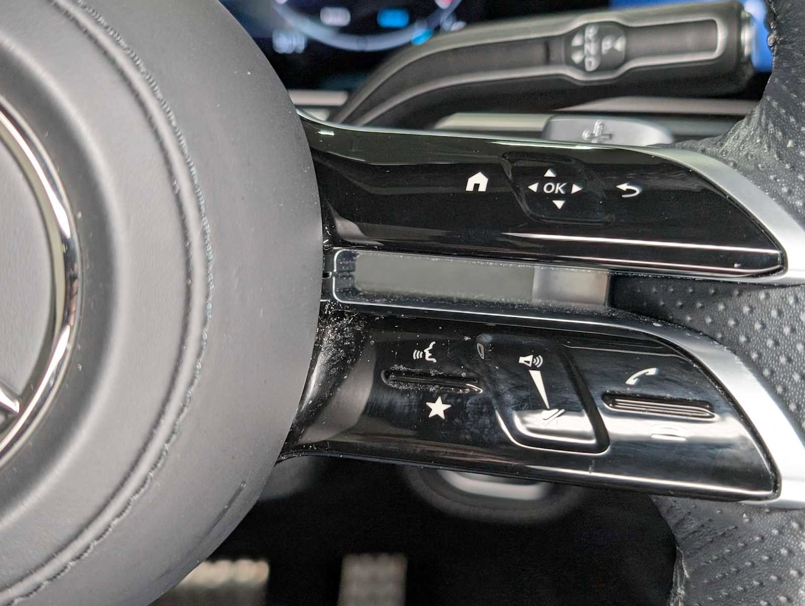 Certified 2025 Mercedes-Benz GLS 450 4MATIC image 35