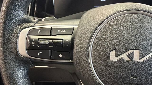 Used 2023 Kia Sportage LX FWD image 23