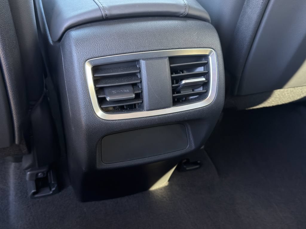 Used 2024 Acura RDX SH-AWD image 18