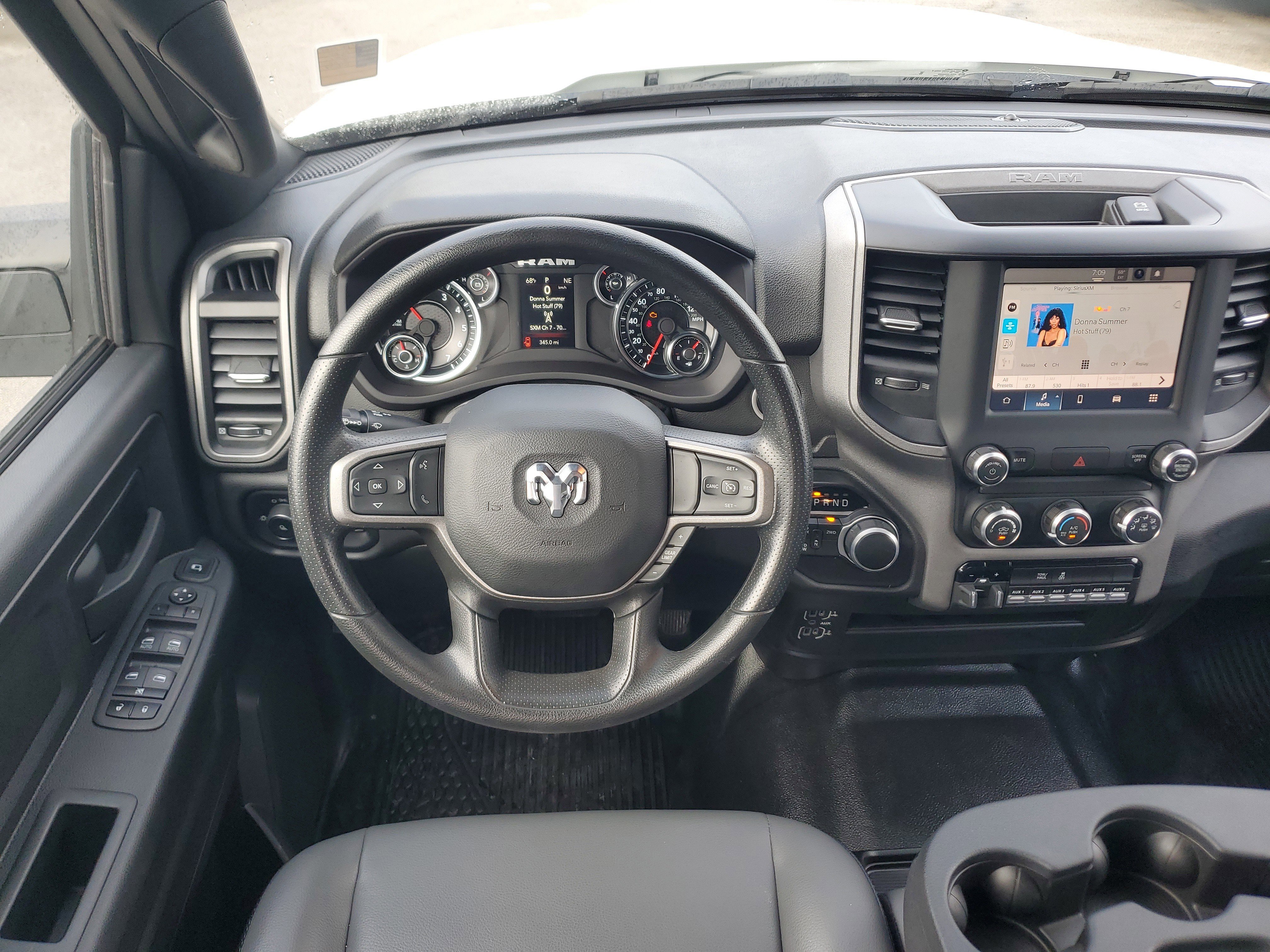 Used 2024 RAM 3500 Tradesman w/ Chrome Appearance Group image 17