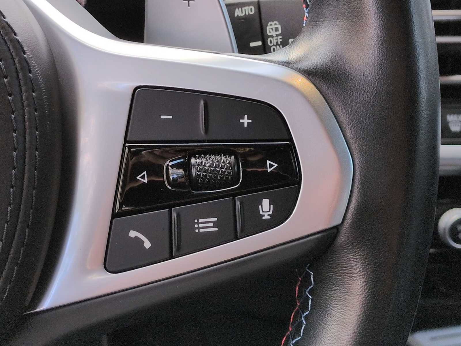 Used 2023 BMW X3 M40i w/ Premium Package image 25