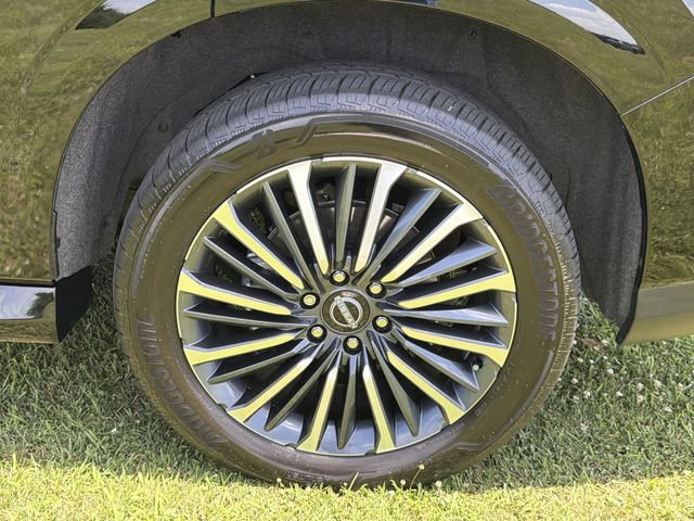 Certified 2025 Nissan Armada Platinum Reserve AWD/4WD image 24