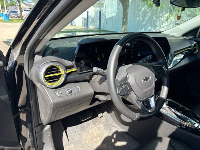 Certified 2025 Chevrolet Trax ACTIV w/ Driver Confidence Package FWD image 12