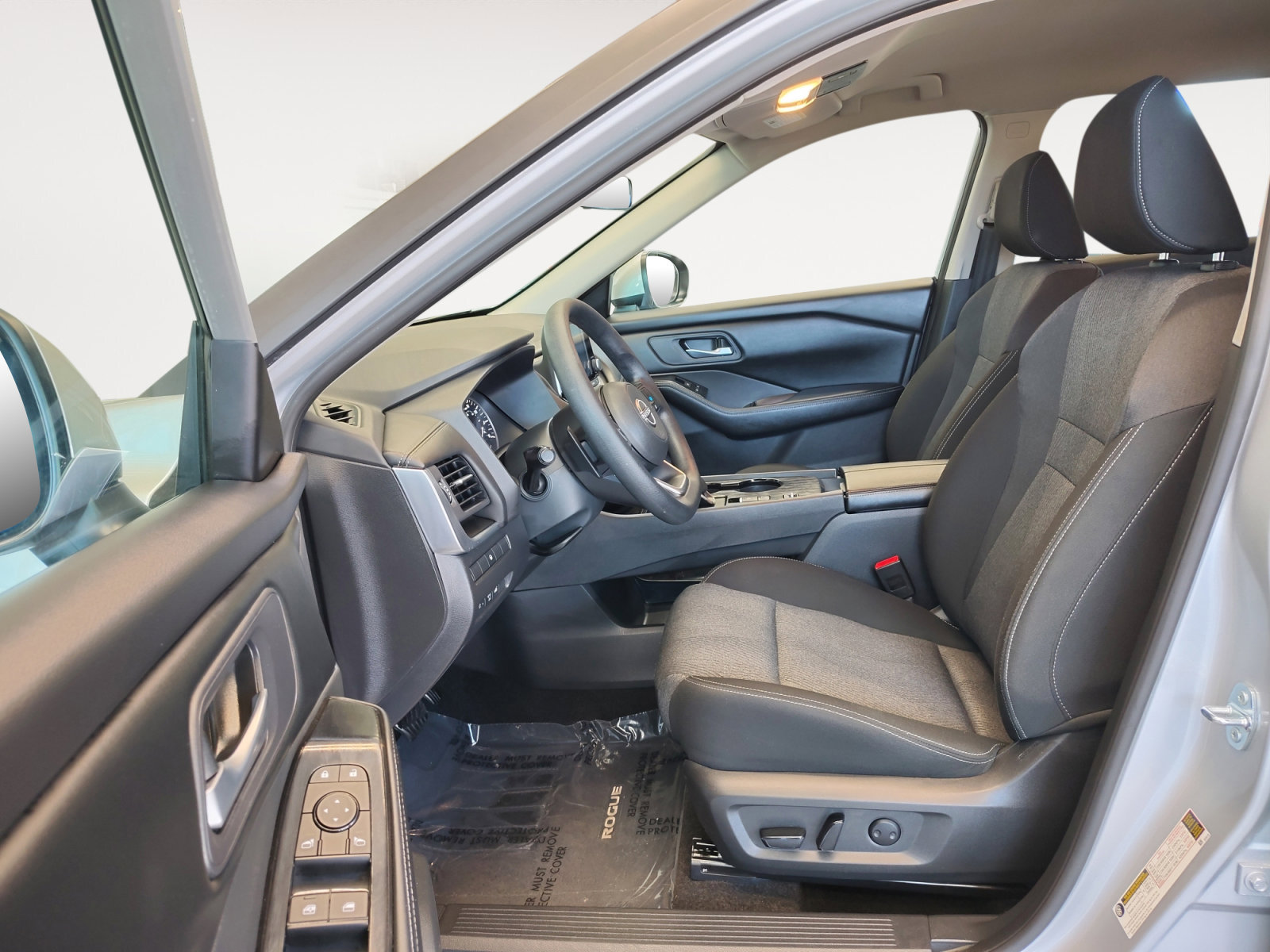 Certified 2024 Nissan Rogue SV image 23