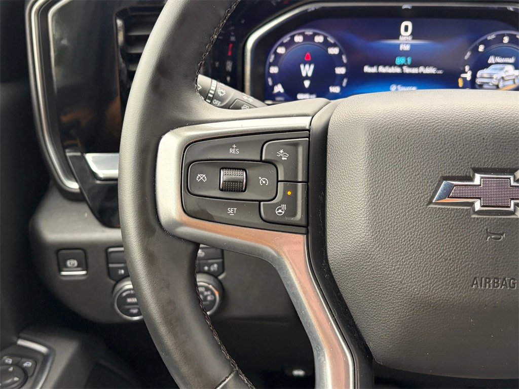 Used 2025 Chevrolet Silverado 1500 RST w/ LPO, Dark Essentials Package image 10