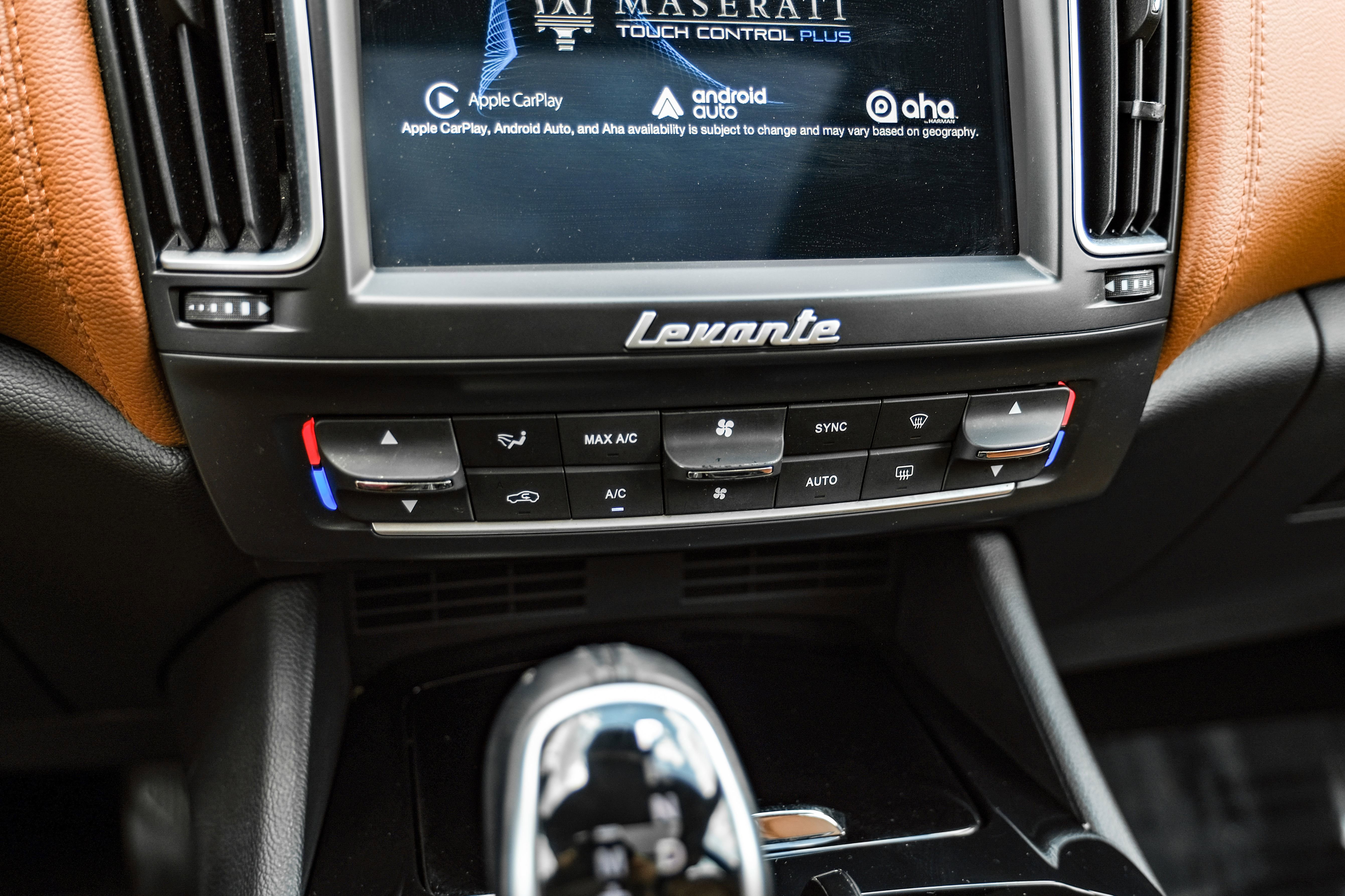 Used 2017 Maserati Levante S AWD/4WD image 25