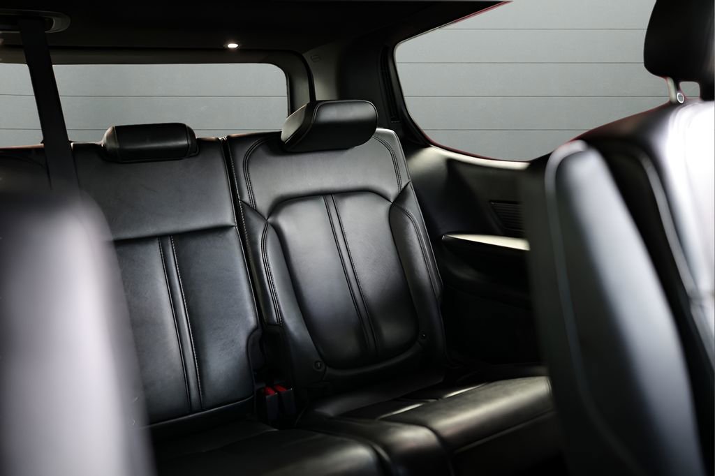 Used 2023 Jeep Wagoneer Series II image 64