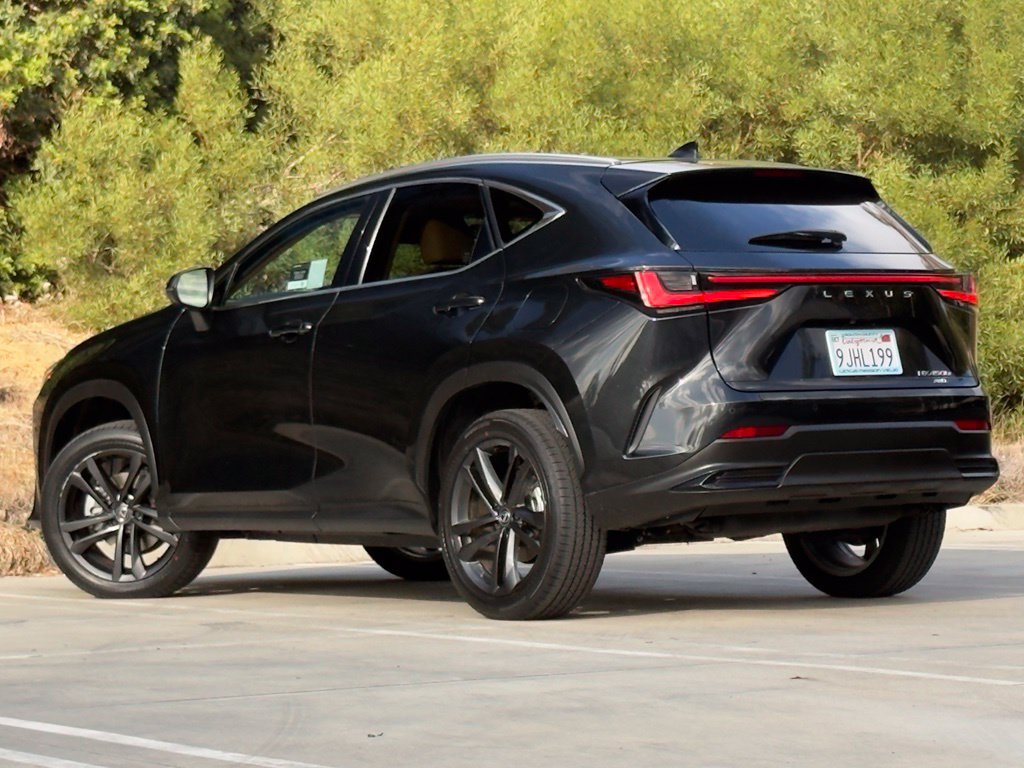 Used 2024 Lexus NX 450h+ AWD w/ Vision Package image 2
