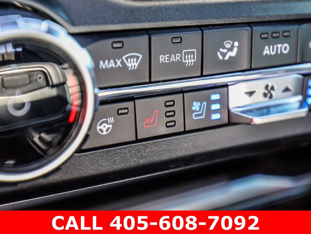 Used 2026 Ford F350 Platinum AWD/4WD image 36