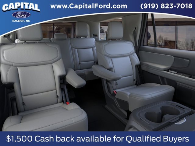 New 2026 Ford Expedition Active RWD image 12