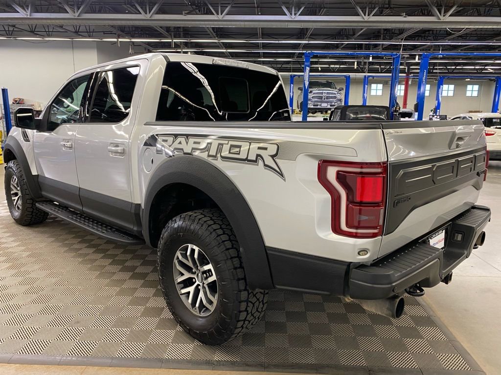 Used 2018 Ford F150 Raptor w/ Equipment Group 802A Luxury image 8