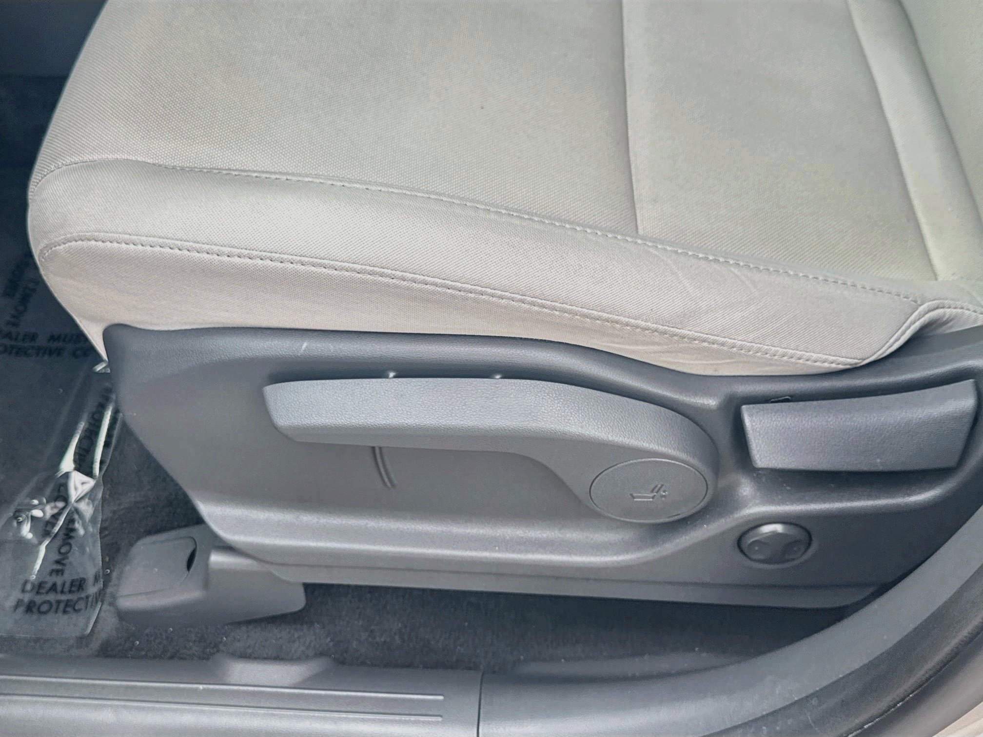 Used 2024 Hyundai Santa Fe SE FWD image 15