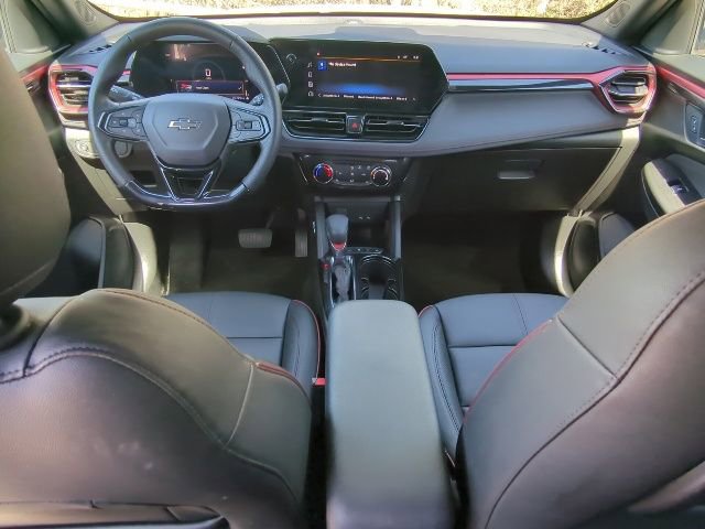 Used 2024 Chevrolet TrailBlazer RS w/ Driver Confidence Package image 14