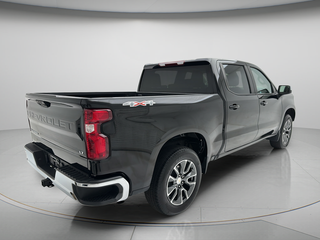 Used 2024 Chevrolet Silverado 1500 LT AWD/4WD image 5