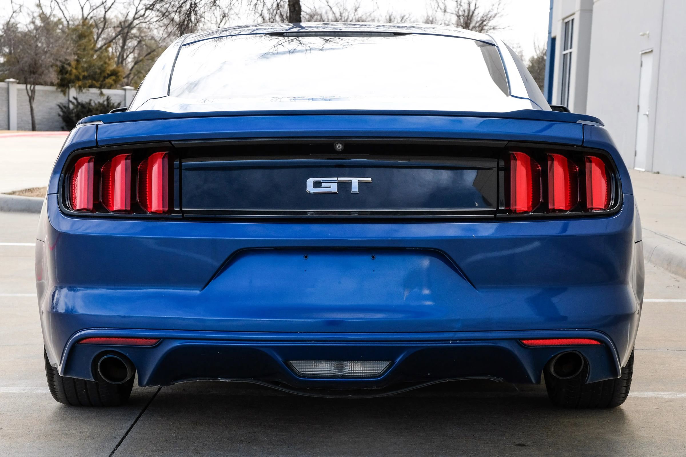 Used 2017 Ford Mustang GT image 5