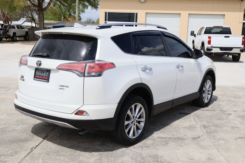 Used 2018 Toyota RAV4 Limited w/ Advanced Technology Package image 8