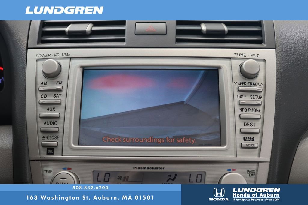 Used 2011 Toyota Camry XLE image 21