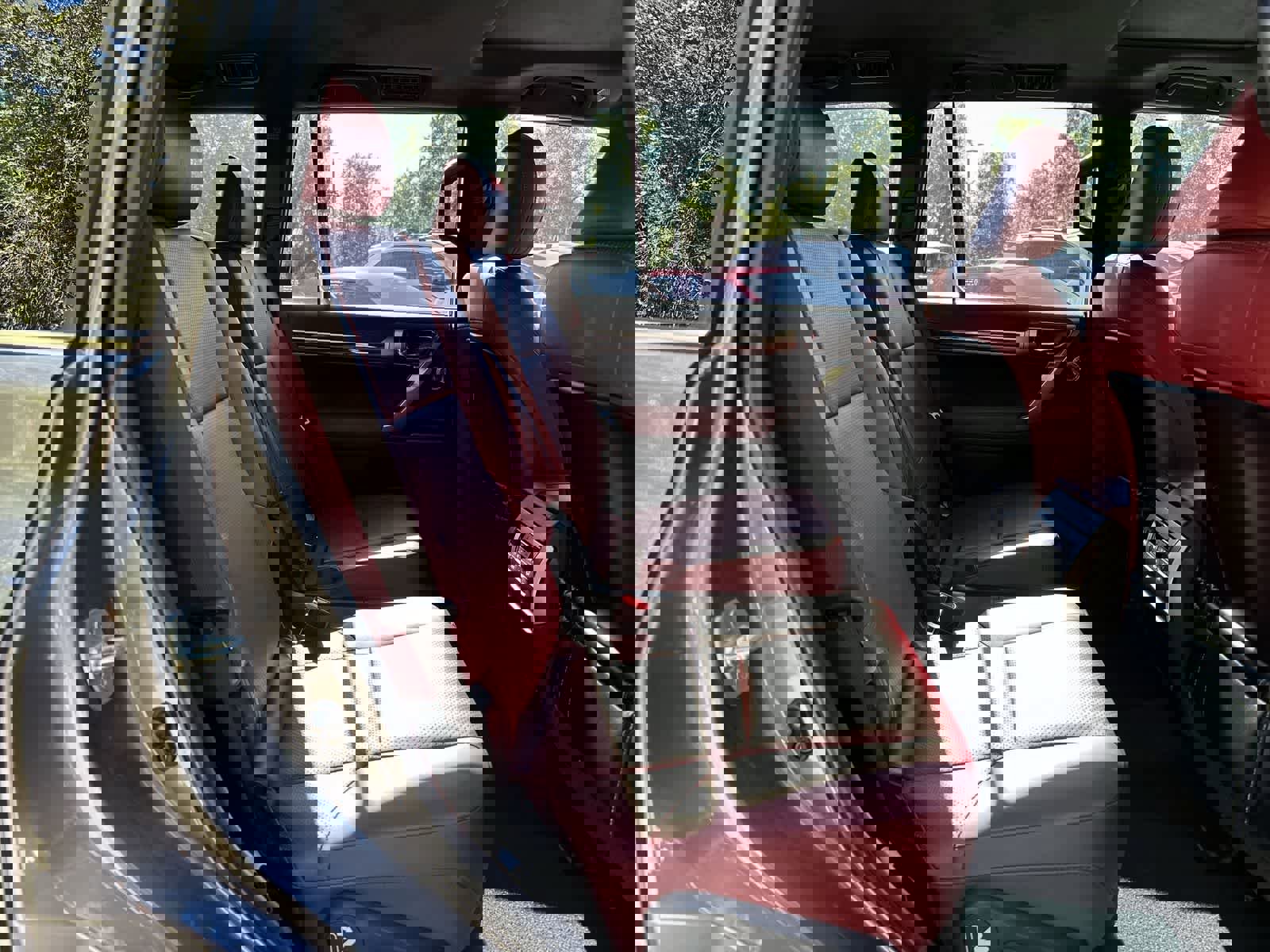 Used 2023 Lexus GX 460 Luxury w/ Sport Design Package image 13