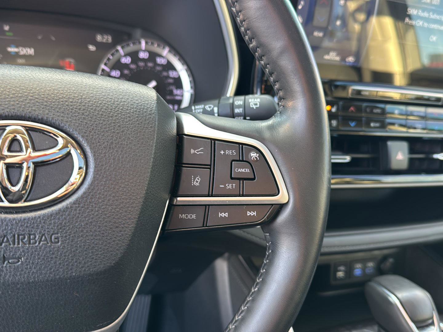 Certified 2022 Toyota Highlander Limited image 19