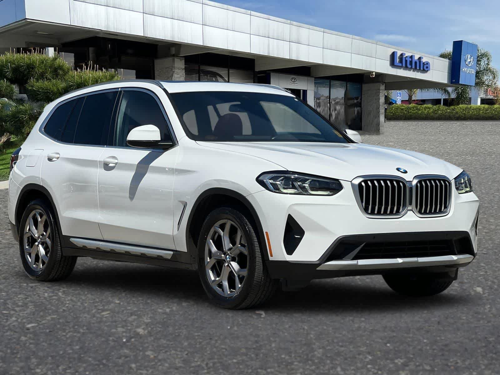 Used 2022 BMW X3 sDrive30i w/ Premium Package 2 (ZPA) RWD image 10