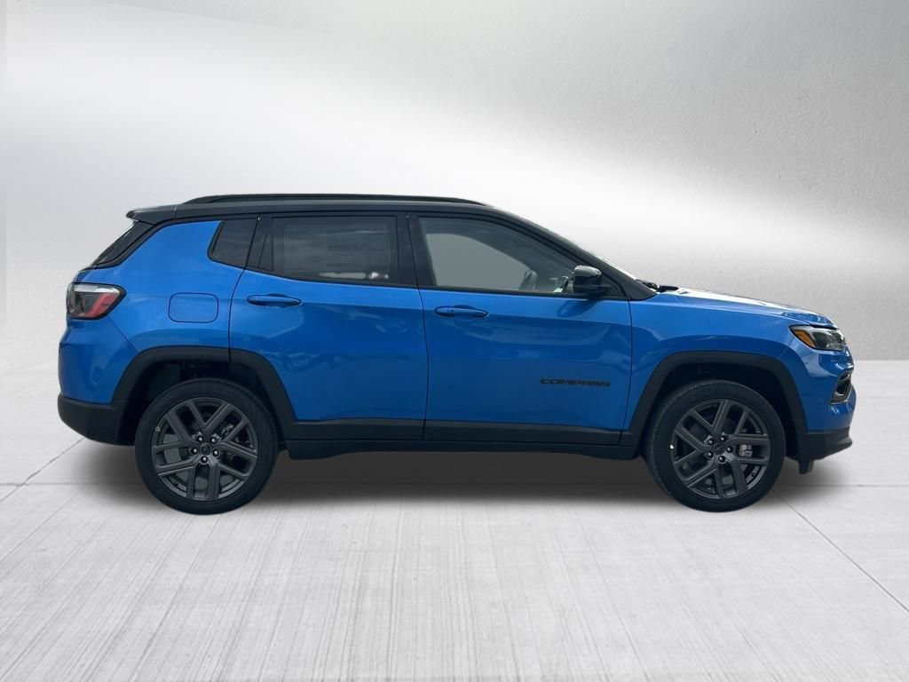 New 2025 Jeep Compass Limited w/ Sun and Sound Group image 3
