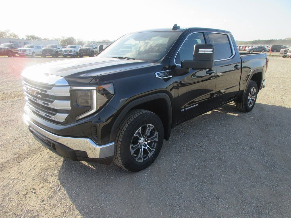New 2026 GMC Sierra 1500 SLE w/ Max Trailering Package image 10