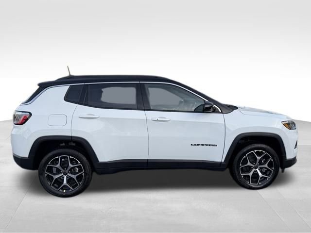 New 2026 Jeep Compass Limited image 8
