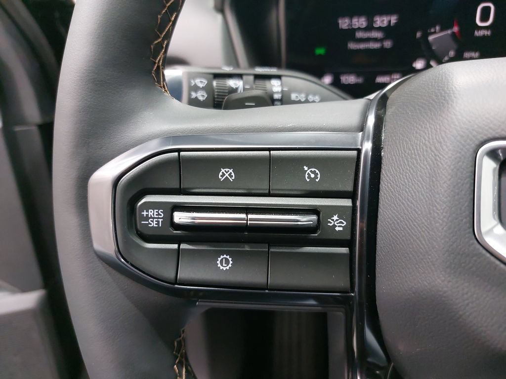 New 2026 GMC Terrain AT4 w/ Technology Package II AWD/4WD image 17