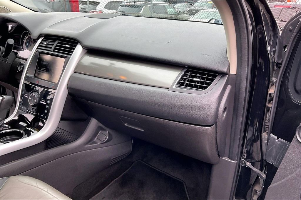 Used 2013 Ford Edge Sport w/ Driver Entry Pkg image 14