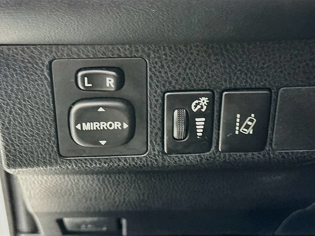 Used 2018 Toyota RAV4 XLE w/ Plus Extra Value Package AWD/4WD image 10