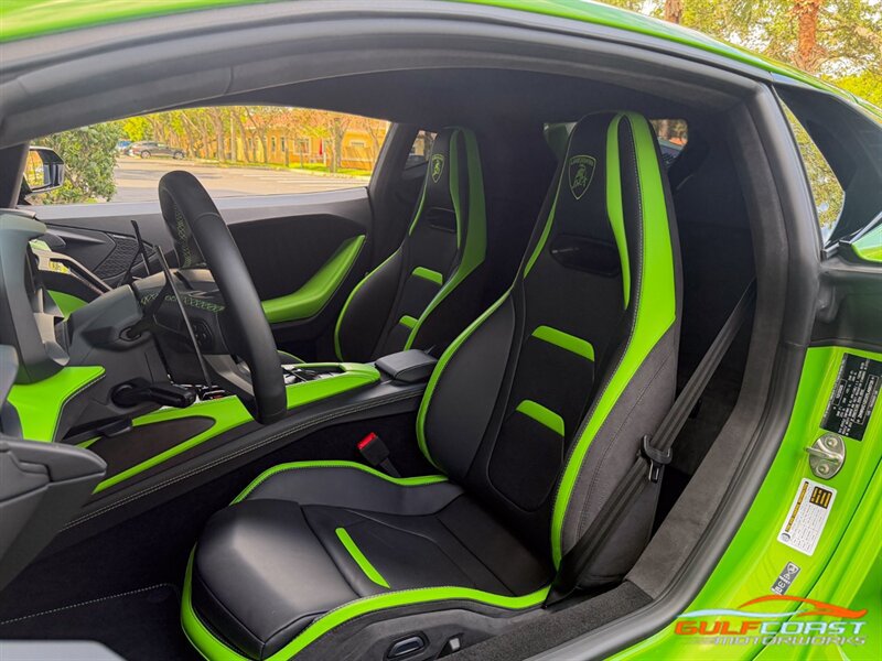 Used 2026 Lamborghini Temerario AWD/4WD image 17