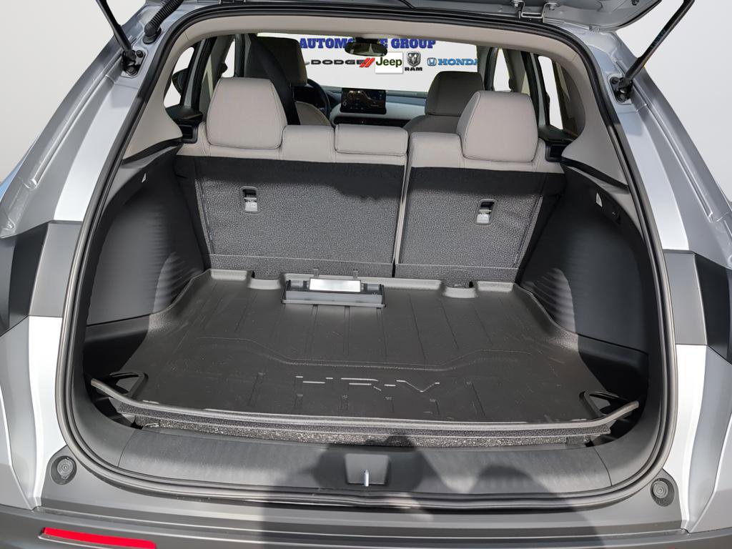 Certified 2026 Honda HR-V LX image 39