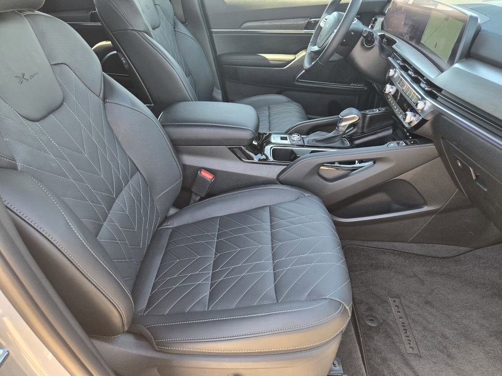 Used 2025 Kia Telluride SX Prestige X-Pro image 12