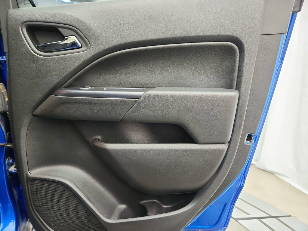 Used 2021 Chevrolet Colorado LT AWD/4WD image 25