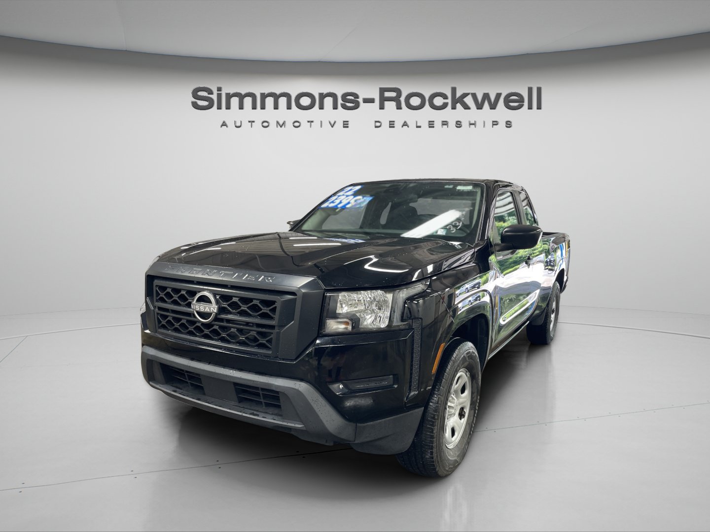 Used 2022 Nissan Frontier S RWD image 1